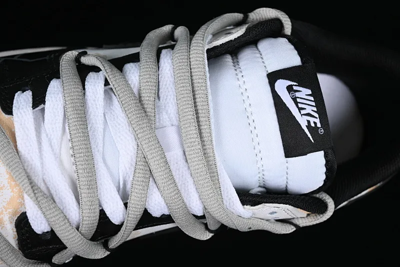 All Categories Nk SB Dunk Series Nk SB Dunk Low Low-top sneakers Nk Dunk Low DaVinci Custom Robinson Graffiti Deconstruction SB strap low-top casual sneakers DD1391-100